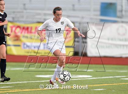 Thumbnail 1 in Fairfield Warde @ Trumbull photogallery.