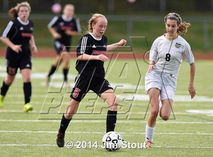 Thumbnail 1 in Fairfield Warde @ Trumbull photogallery.
