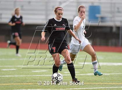 Thumbnail 2 in Fairfield Warde @ Trumbull photogallery.