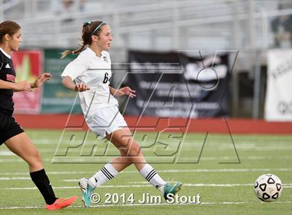 Thumbnail 2 in Fairfield Warde @ Trumbull photogallery.
