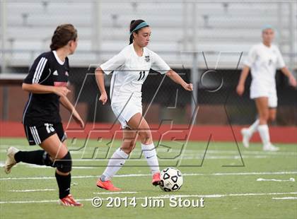 Thumbnail 1 in Fairfield Warde @ Trumbull photogallery.
