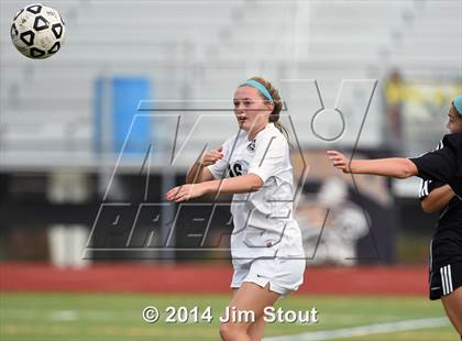 Thumbnail 3 in Fairfield Warde @ Trumbull photogallery.