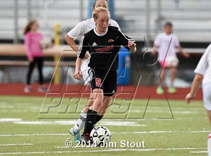 Thumbnail 3 in Fairfield Warde @ Trumbull photogallery.