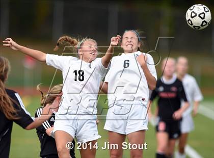 Thumbnail 2 in Fairfield Warde @ Trumbull photogallery.