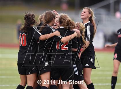 Thumbnail 3 in Fairfield Warde @ Trumbull photogallery.