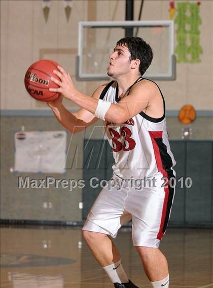 Thumbnail 3 in Lindhurst vs. McKinleyville (Running with the Pack) photogallery.