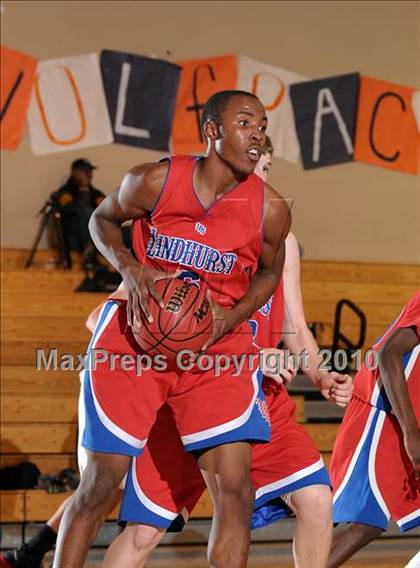 Thumbnail 3 in Lindhurst vs. McKinleyville (Running with the Pack) photogallery.