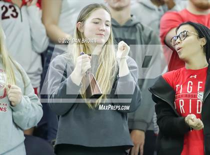 Thumbnail 2 in Glen Rose vs. Pleasant Grove (UIL 4A Area Playoff) photogallery.