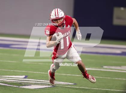 Thumbnail 1 in Glen Rose vs. Pleasant Grove (UIL 4A Area Playoff) photogallery.