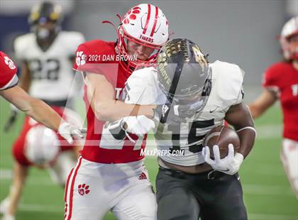 Thumbnail 2 in Glen Rose vs. Pleasant Grove (UIL 4A Area Playoff) photogallery.