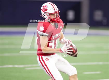 Thumbnail 3 in Glen Rose vs. Pleasant Grove (UIL 4A Area Playoff) photogallery.