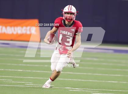 Thumbnail 3 in Glen Rose vs. Pleasant Grove (UIL 4A Area Playoff) photogallery.