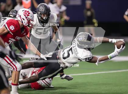 Thumbnail 2 in Glen Rose vs. Pleasant Grove (UIL 4A Area Playoff) photogallery.