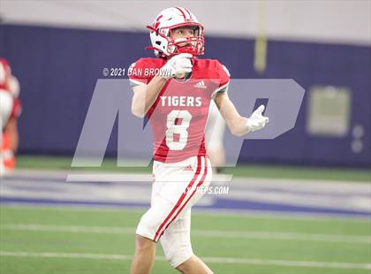 Thumbnail 1 in Glen Rose vs. Pleasant Grove (UIL 4A Area Playoff) photogallery.