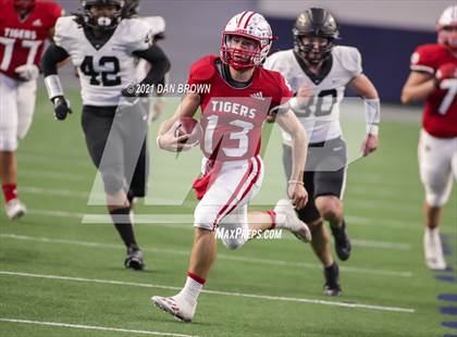 Thumbnail 1 in Glen Rose vs. Pleasant Grove (UIL 4A Area Playoff) photogallery.