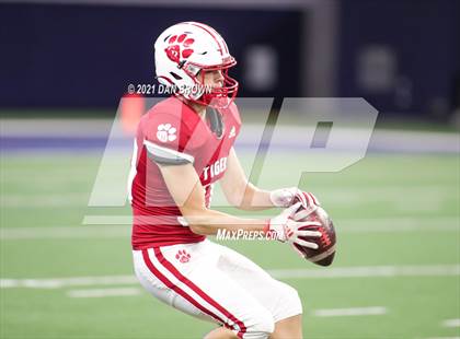 Thumbnail 2 in Glen Rose vs. Pleasant Grove (UIL 4A Area Playoff) photogallery.