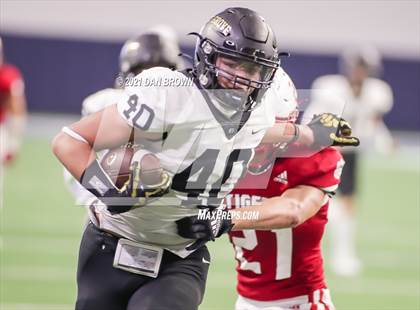 Thumbnail 3 in Glen Rose vs. Pleasant Grove (UIL 4A Area Playoff) photogallery.