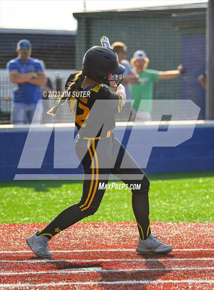 Thumbnail 3 in Burnet vs Liberty (UIL 4A Reg III Semifinal) photogallery.