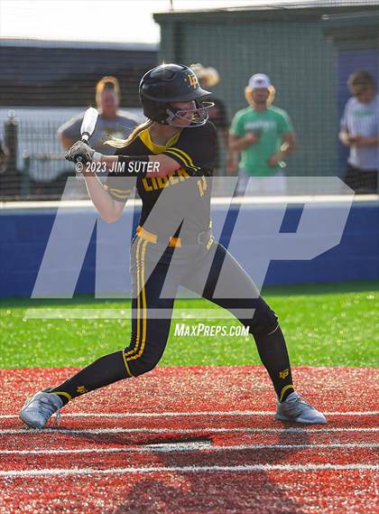Thumbnail 1 in Burnet vs Liberty (UIL 4A Reg III Semifinal) photogallery.