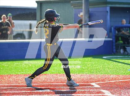 Thumbnail 3 in Burnet vs Liberty (UIL 4A Reg III Semifinal) photogallery.