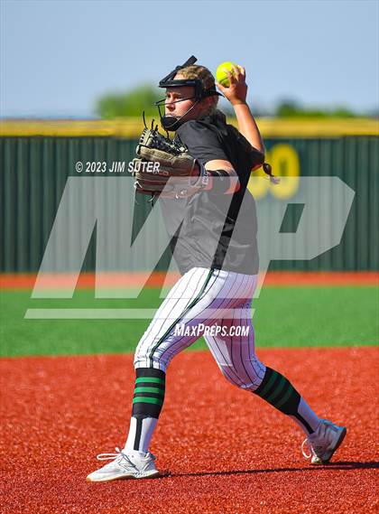 Thumbnail 2 in Burnet vs Liberty (UIL 4A Reg III Semifinal) photogallery.