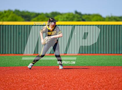 Thumbnail 1 in Burnet vs Liberty (UIL 4A Reg III Semifinal) photogallery.