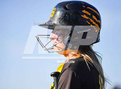 Thumbnail 1 in Burnet vs Liberty (UIL 4A Reg III Semifinal) photogallery.