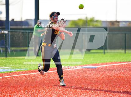 Thumbnail 2 in Burnet vs Liberty (UIL 4A Reg III Semifinal) photogallery.