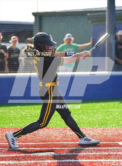 Thumbnail 3 in Burnet vs Liberty (UIL 4A Reg III Semifinal) photogallery.