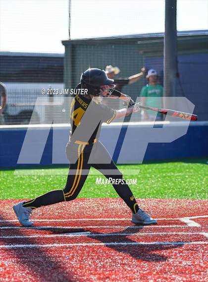 Thumbnail 1 in Burnet vs Liberty (UIL 4A Reg III Semifinal) photogallery.
