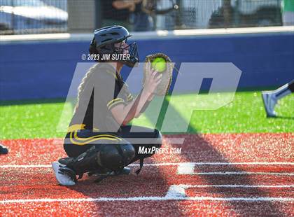 Thumbnail 3 in Burnet vs Liberty (UIL 4A Reg III Semifinal) photogallery.