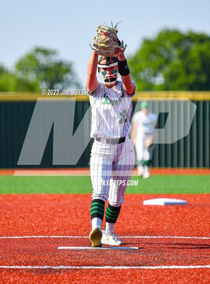 Thumbnail 2 in Burnet vs Liberty (UIL 4A Reg III Semifinal) photogallery.