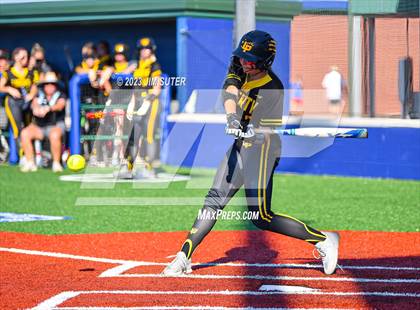 Thumbnail 1 in Burnet vs Liberty (UIL 4A Reg III Semifinal) photogallery.