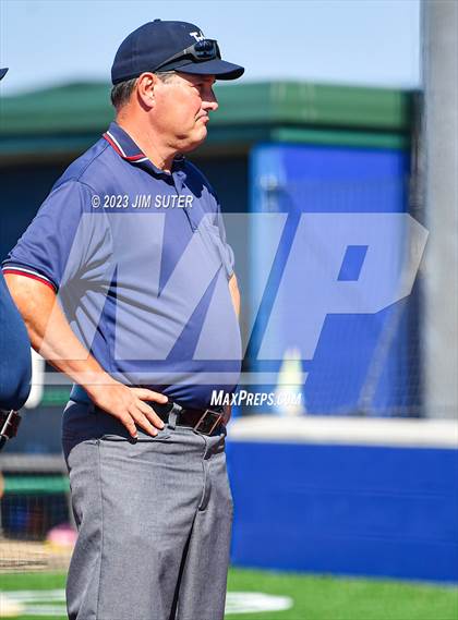 Thumbnail 3 in Burnet vs Liberty (UIL 4A Reg III Semifinal) photogallery.