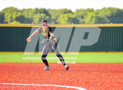 Thumbnail 2 in Burnet vs Liberty (UIL 4A Reg III Semifinal) photogallery.