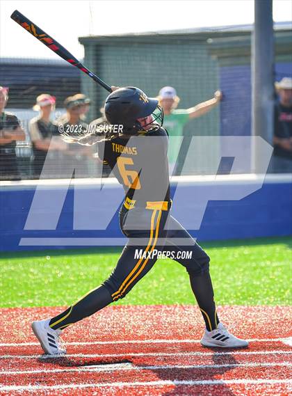 Thumbnail 3 in Burnet vs Liberty (UIL 4A Reg III Semifinal) photogallery.