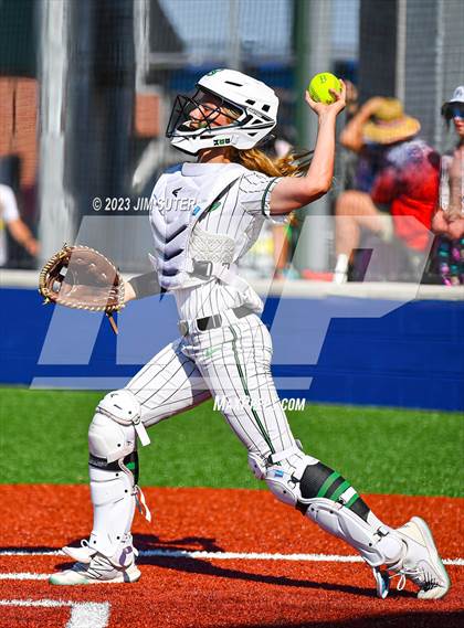Thumbnail 1 in Burnet vs Liberty (UIL 4A Reg III Semifinal) photogallery.