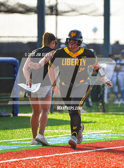 Thumbnail 2 in Burnet vs Liberty (UIL 4A Reg III Semifinal) photogallery.