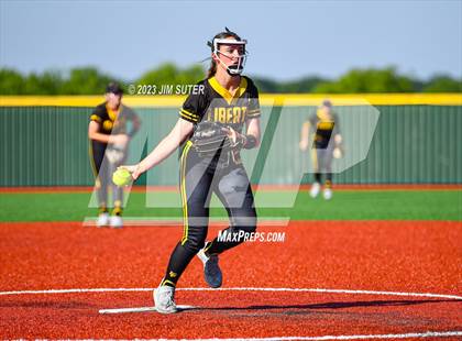 Thumbnail 3 in Burnet vs Liberty (UIL 4A Reg III Semifinal) photogallery.