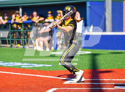 Thumbnail 3 in Burnet vs Liberty (UIL 4A Reg III Semifinal) photogallery.