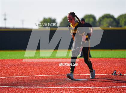 Thumbnail 2 in Burnet vs Liberty (UIL 4A Reg III Semifinal) photogallery.
