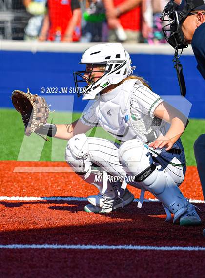Thumbnail 2 in Burnet vs Liberty (UIL 4A Reg III Semifinal) photogallery.