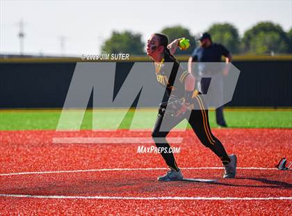 Thumbnail 1 in Burnet vs Liberty (UIL 4A Reg III Semifinal) photogallery.