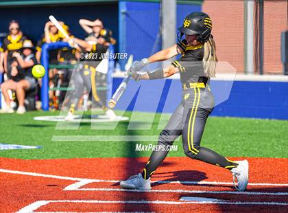 Thumbnail 2 in Burnet vs Liberty (UIL 4A Reg III Semifinal) photogallery.