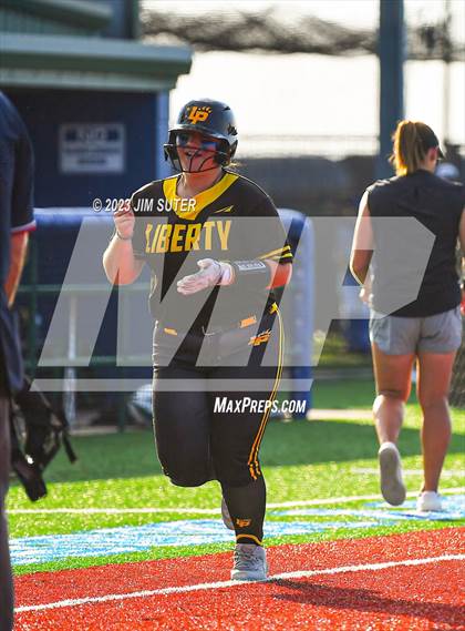 Thumbnail 3 in Burnet vs Liberty (UIL 4A Reg III Semifinal) photogallery.