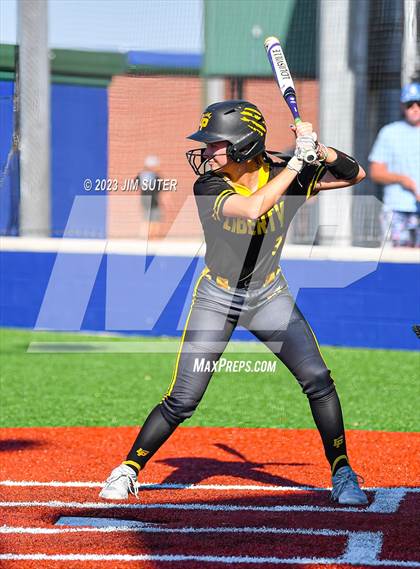 Thumbnail 2 in Burnet vs Liberty (UIL 4A Reg III Semifinal) photogallery.