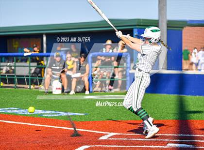 Thumbnail 1 in Burnet vs Liberty (UIL 4A Reg III Semifinal) photogallery.