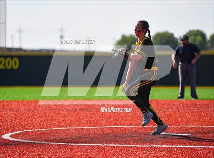 Thumbnail 3 in Burnet vs Liberty (UIL 4A Reg III Semifinal) photogallery.