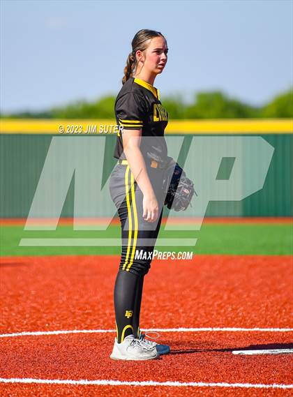 Thumbnail 2 in Burnet vs Liberty (UIL 4A Reg III Semifinal) photogallery.