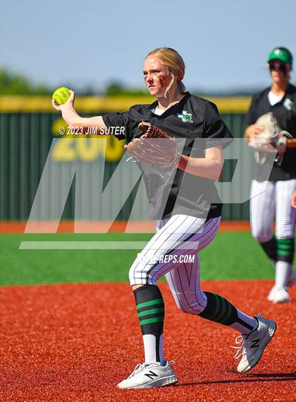 Thumbnail 3 in Burnet vs Liberty (UIL 4A Reg III Semifinal) photogallery.